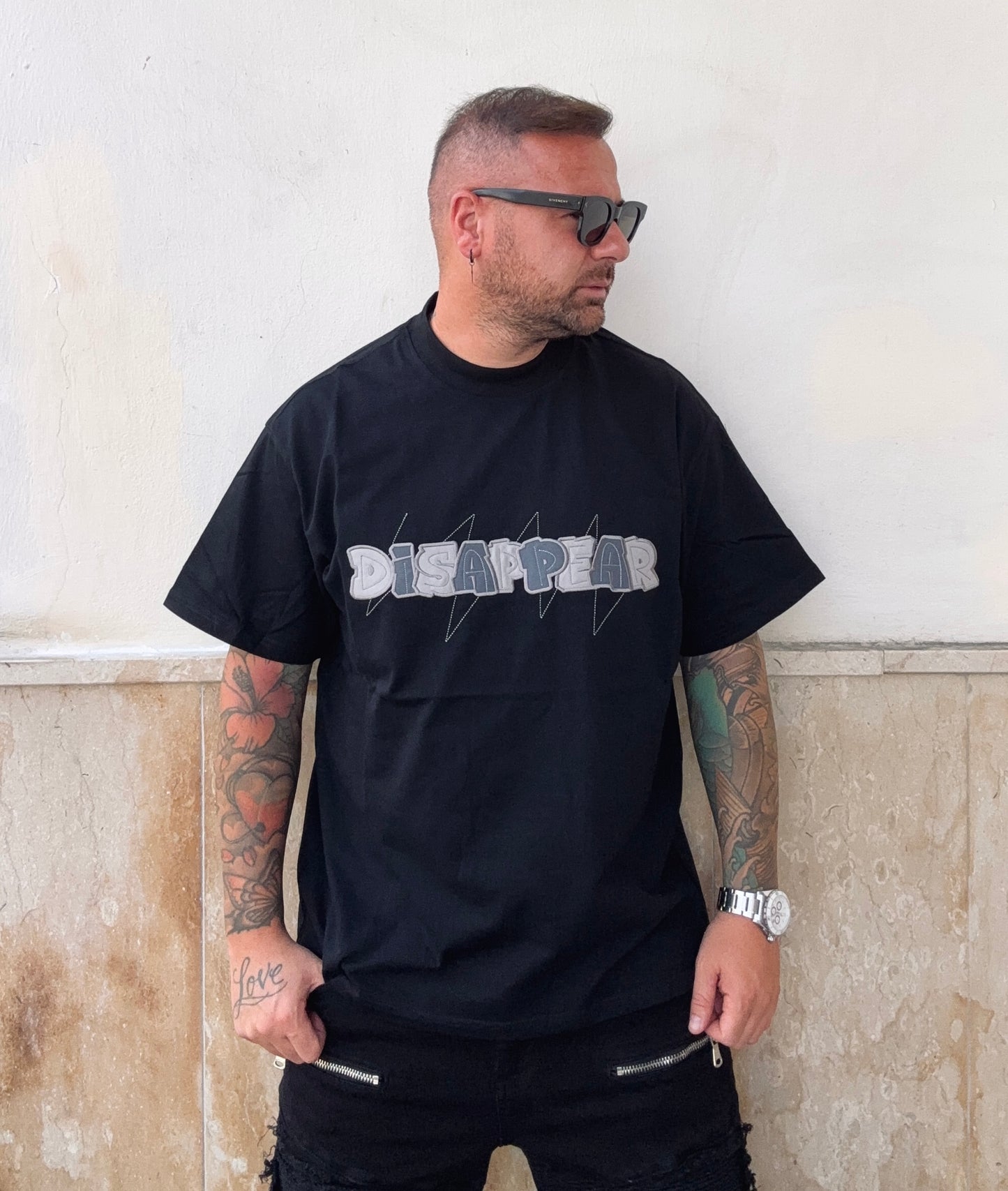 T-shirt Disapper