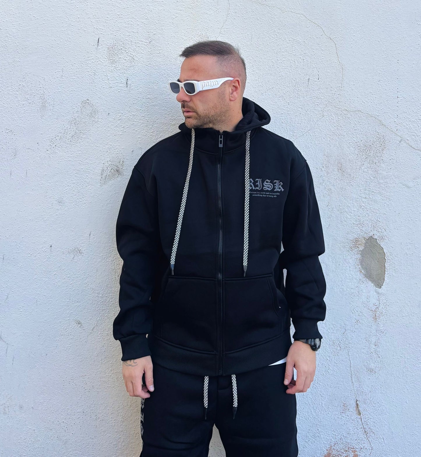 Tuta con zip black