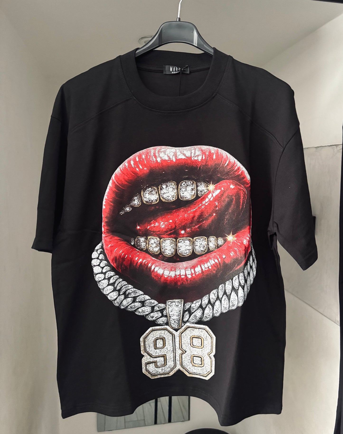 T-shirt bocca ๐