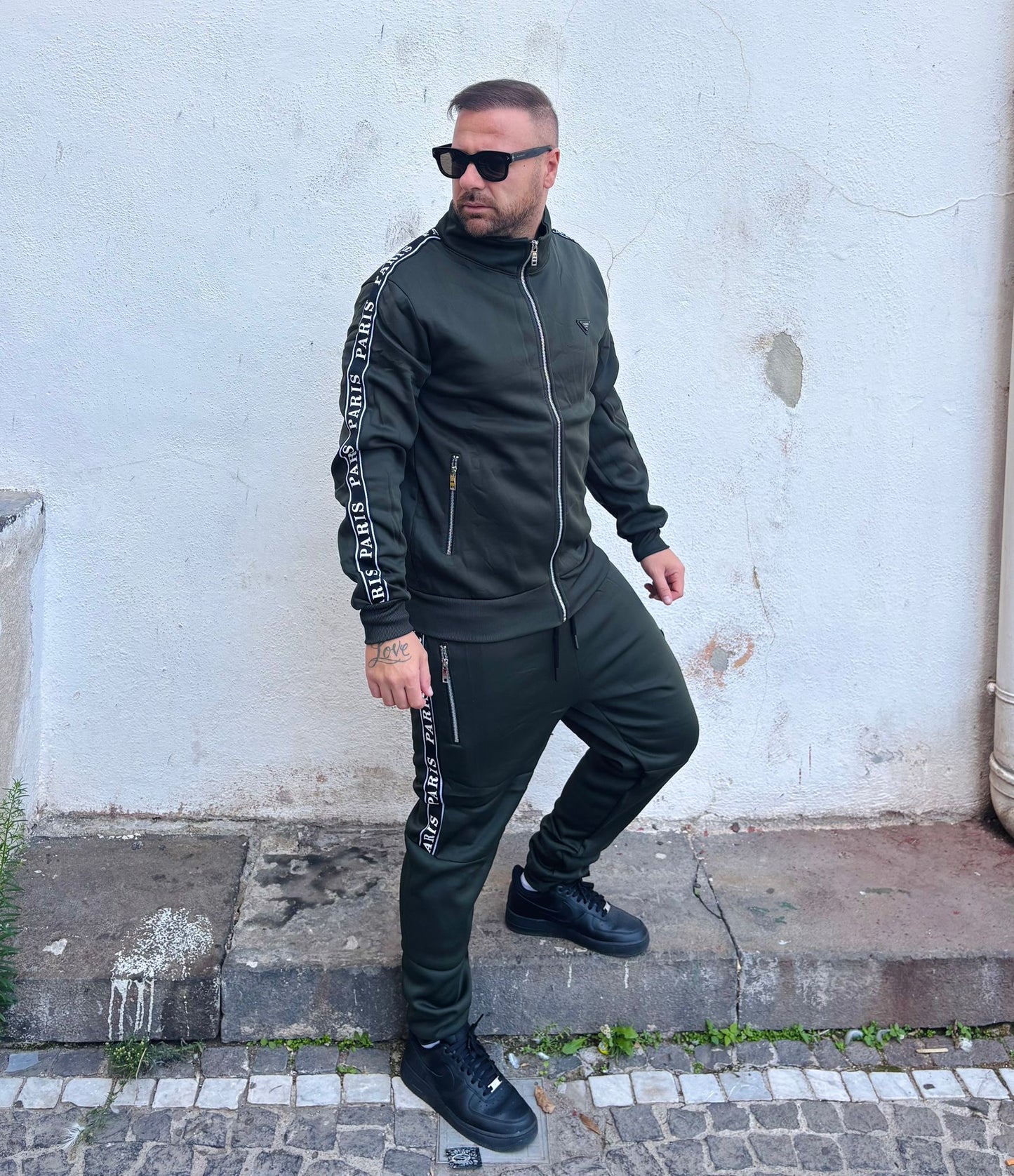 Tuta Paris
