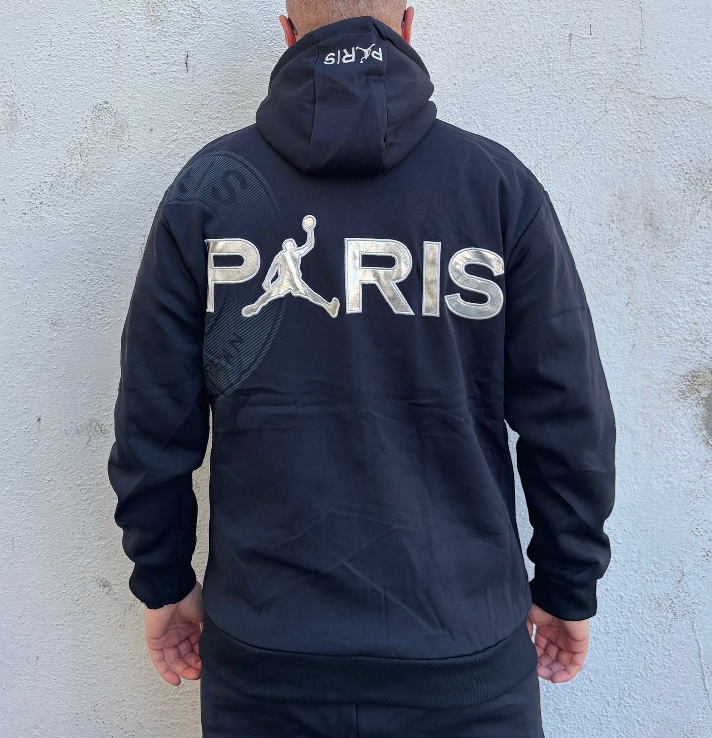 Tuta Paris 2.0