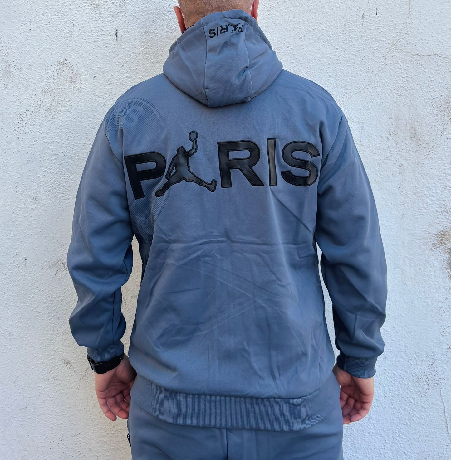 Tuta Paris 2.0