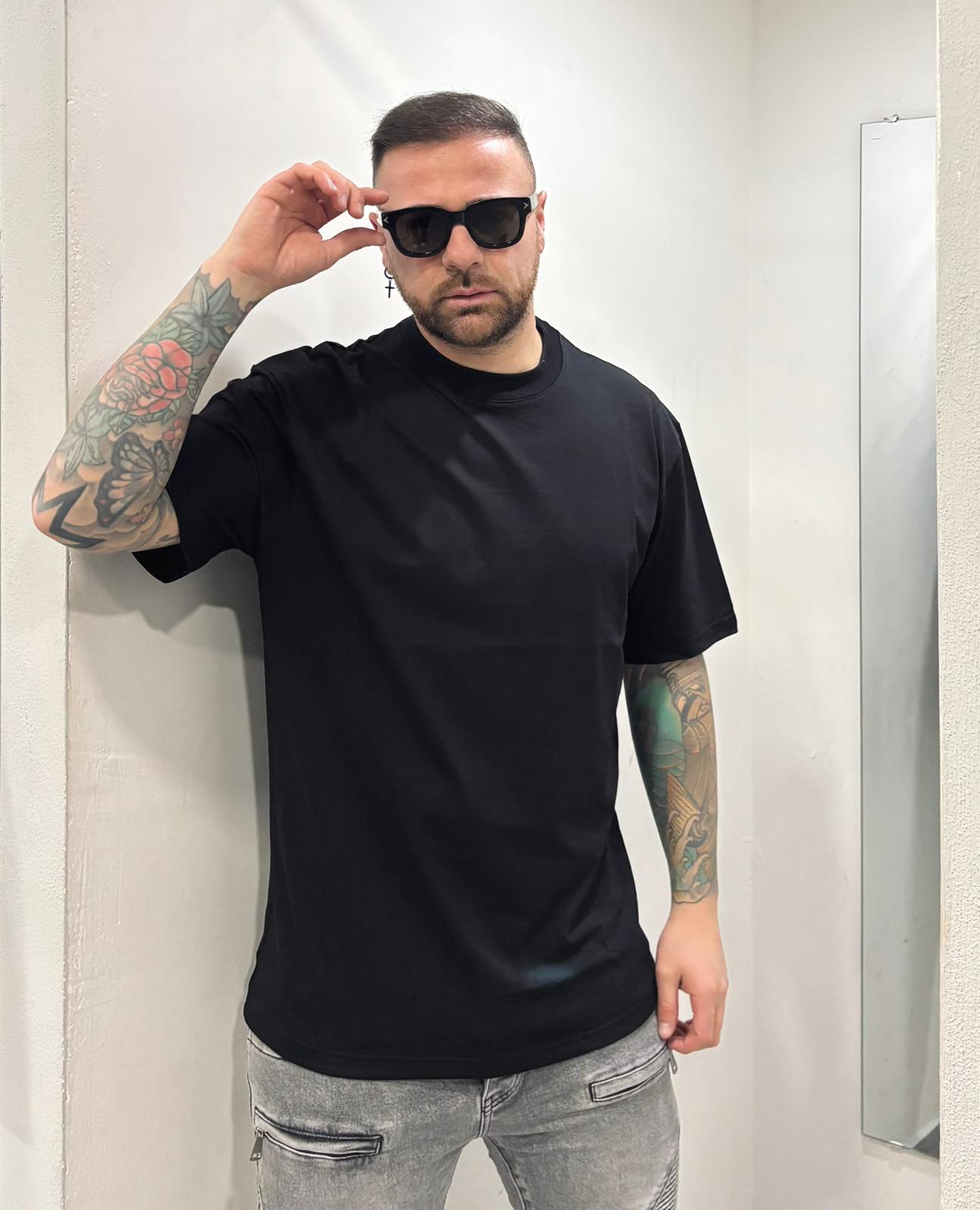 T shirt BASIC