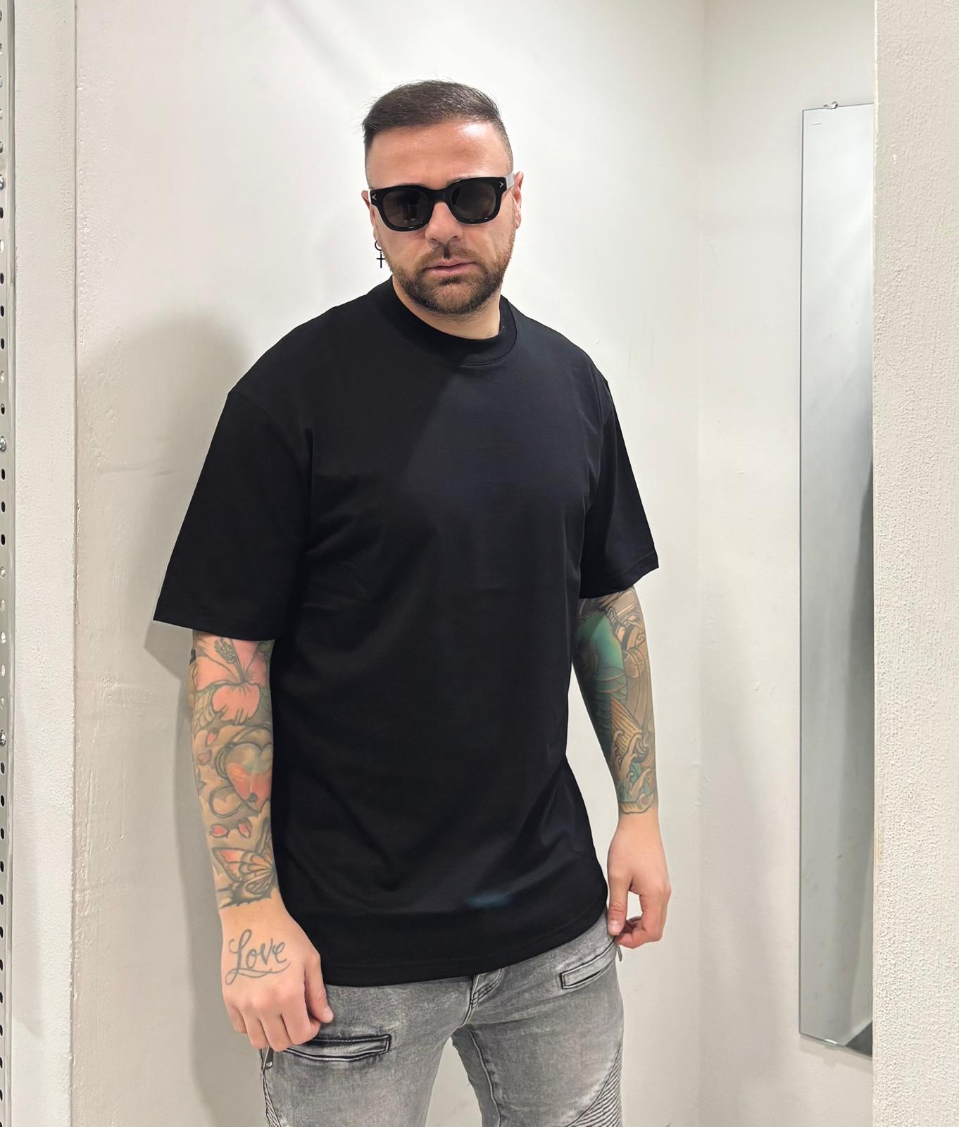 T shirt BASIC