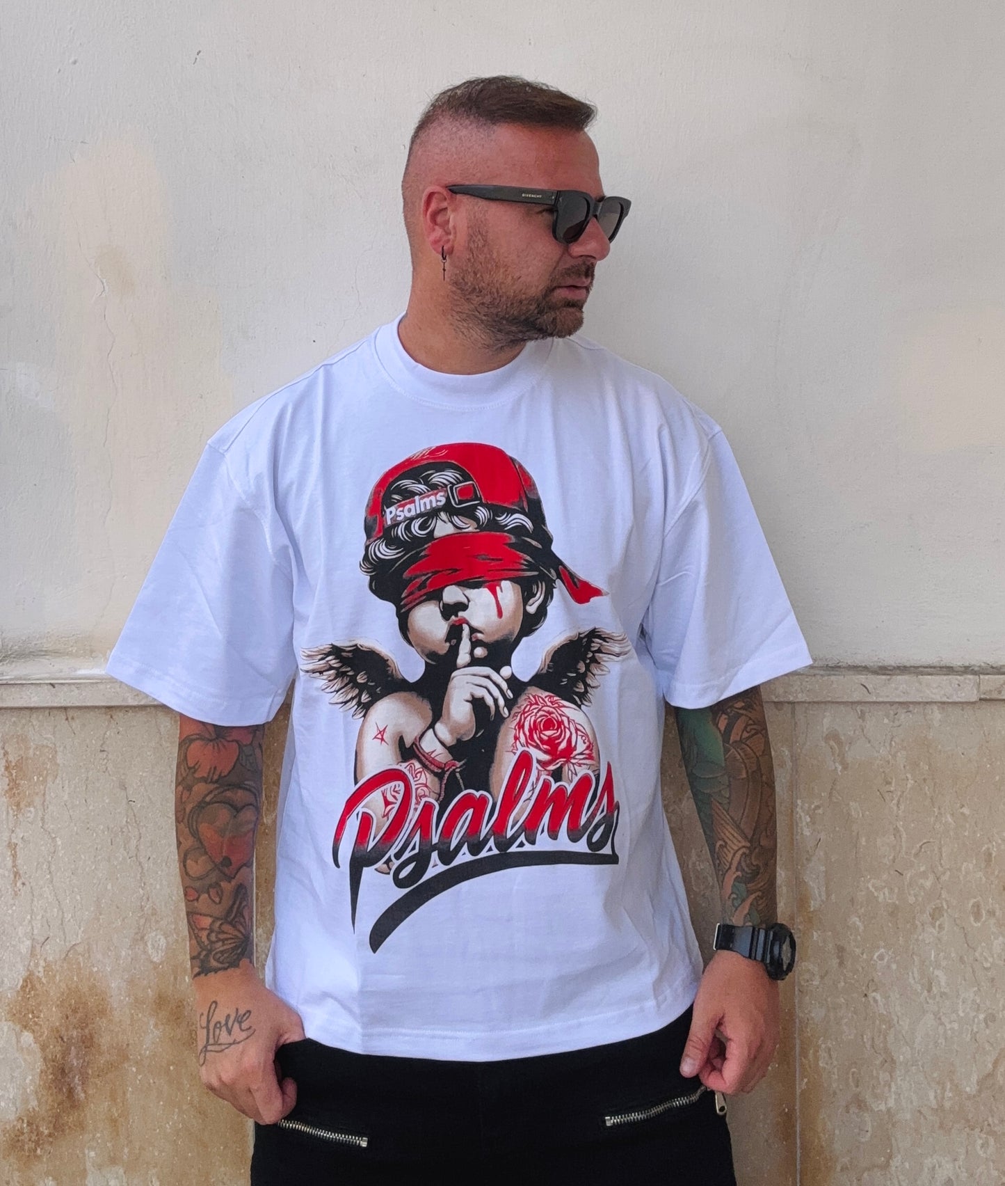 T-shirt boy
